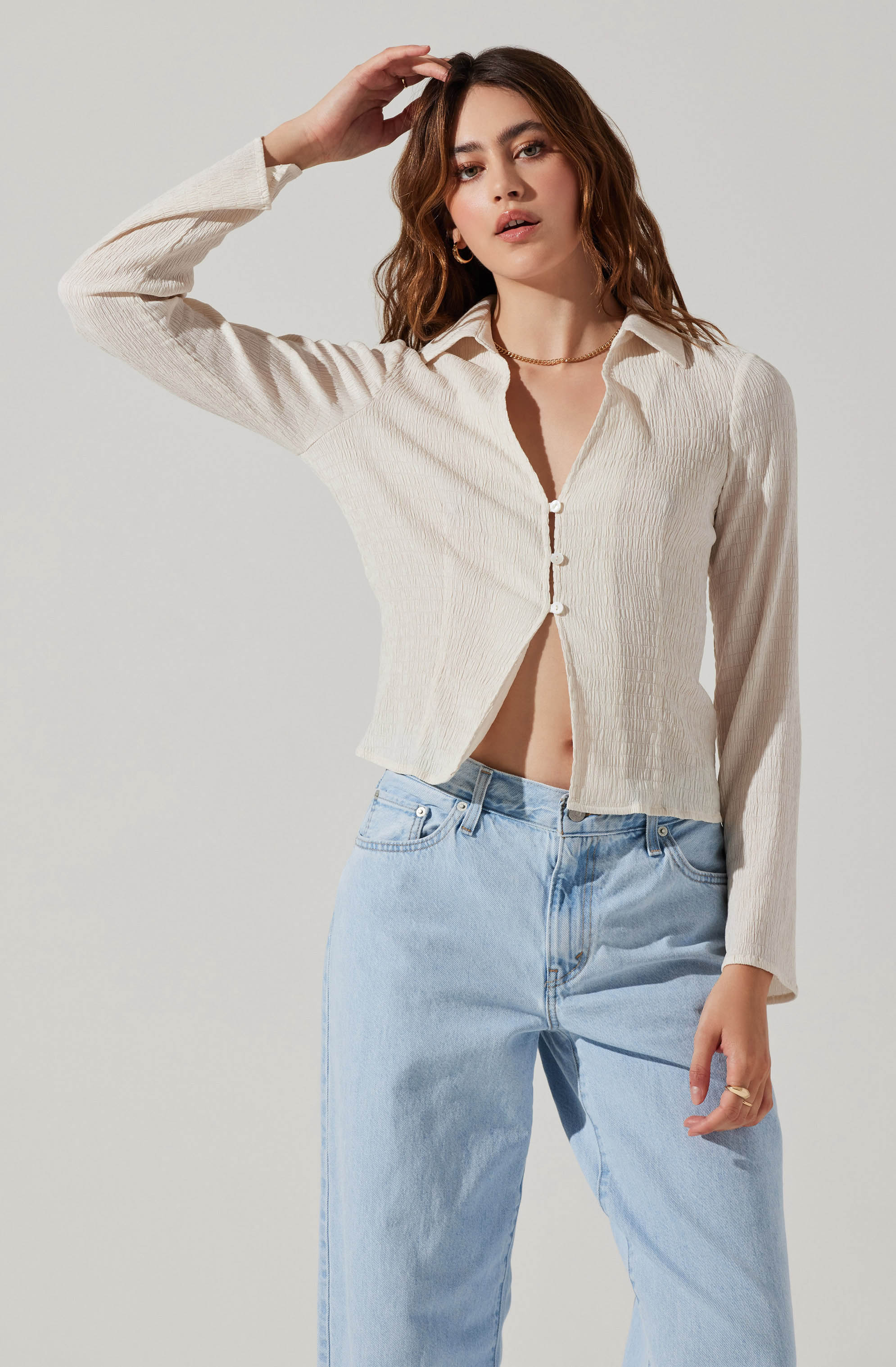 Shirred Long Sleeve Collared Flyaway Top – ASTR The Label