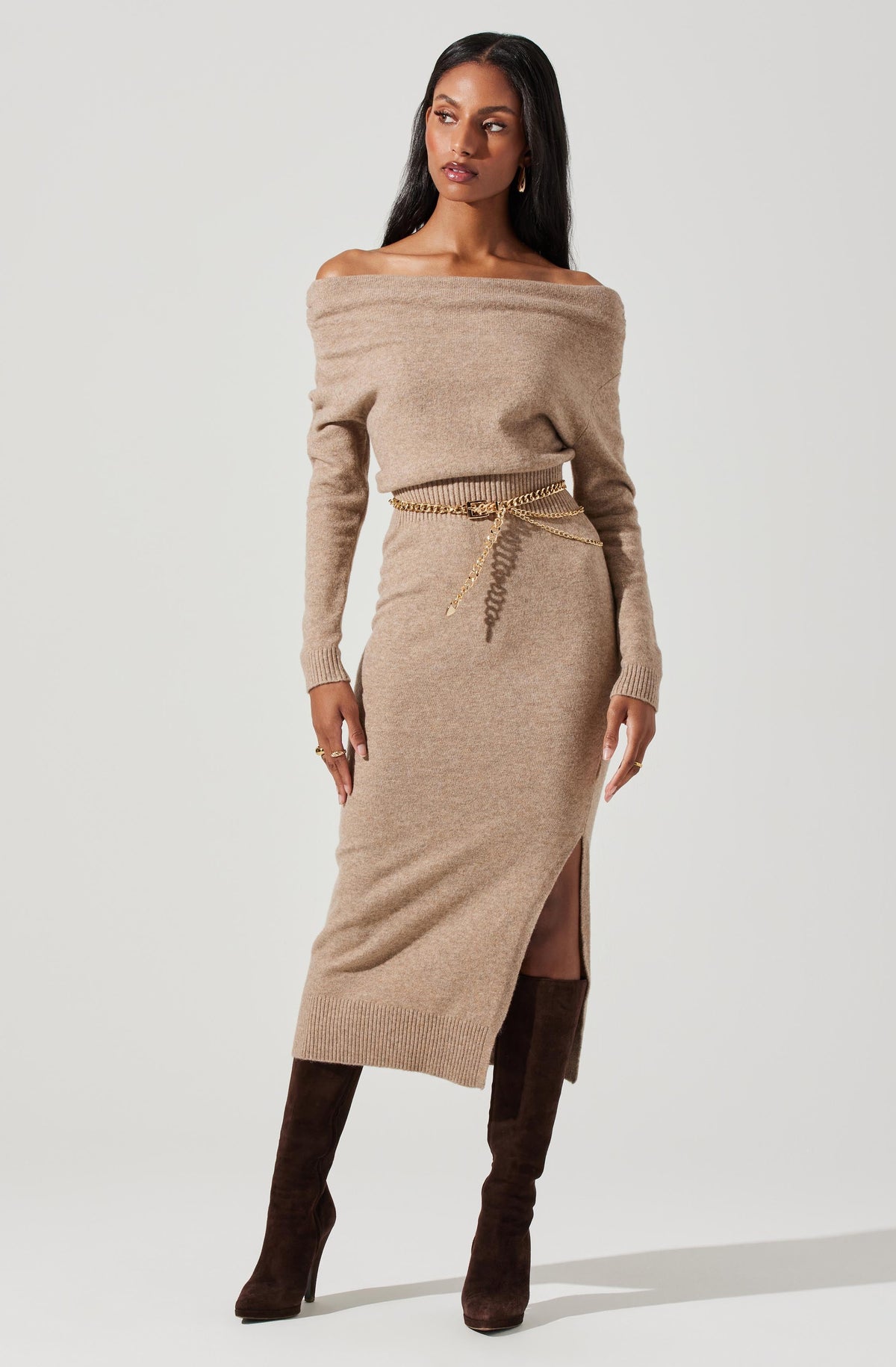 ASTR Brown outlet Long Sleeve Sweater Dress Medium New Retails: $119