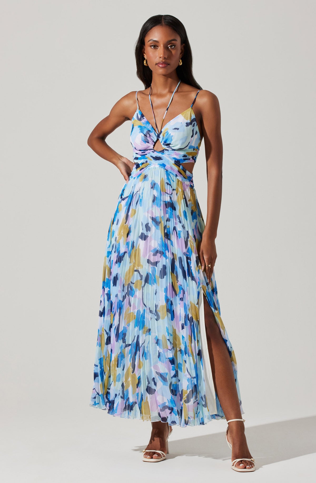 Aquata Floral Pleated Maxi Dress – ASTR The Label