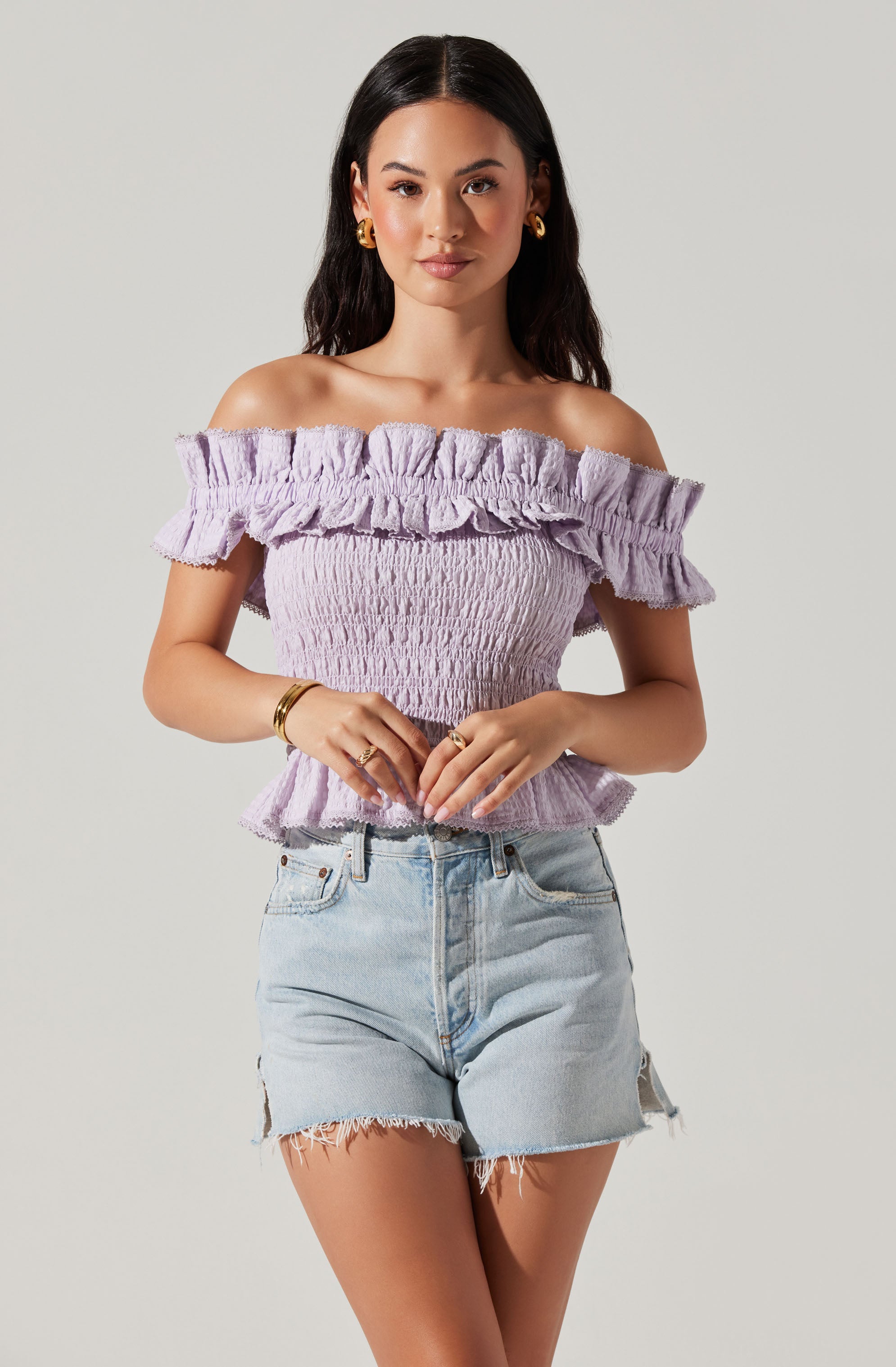 ASTR the sold Label Hudson Puff Sleeve Top in Sage Off White