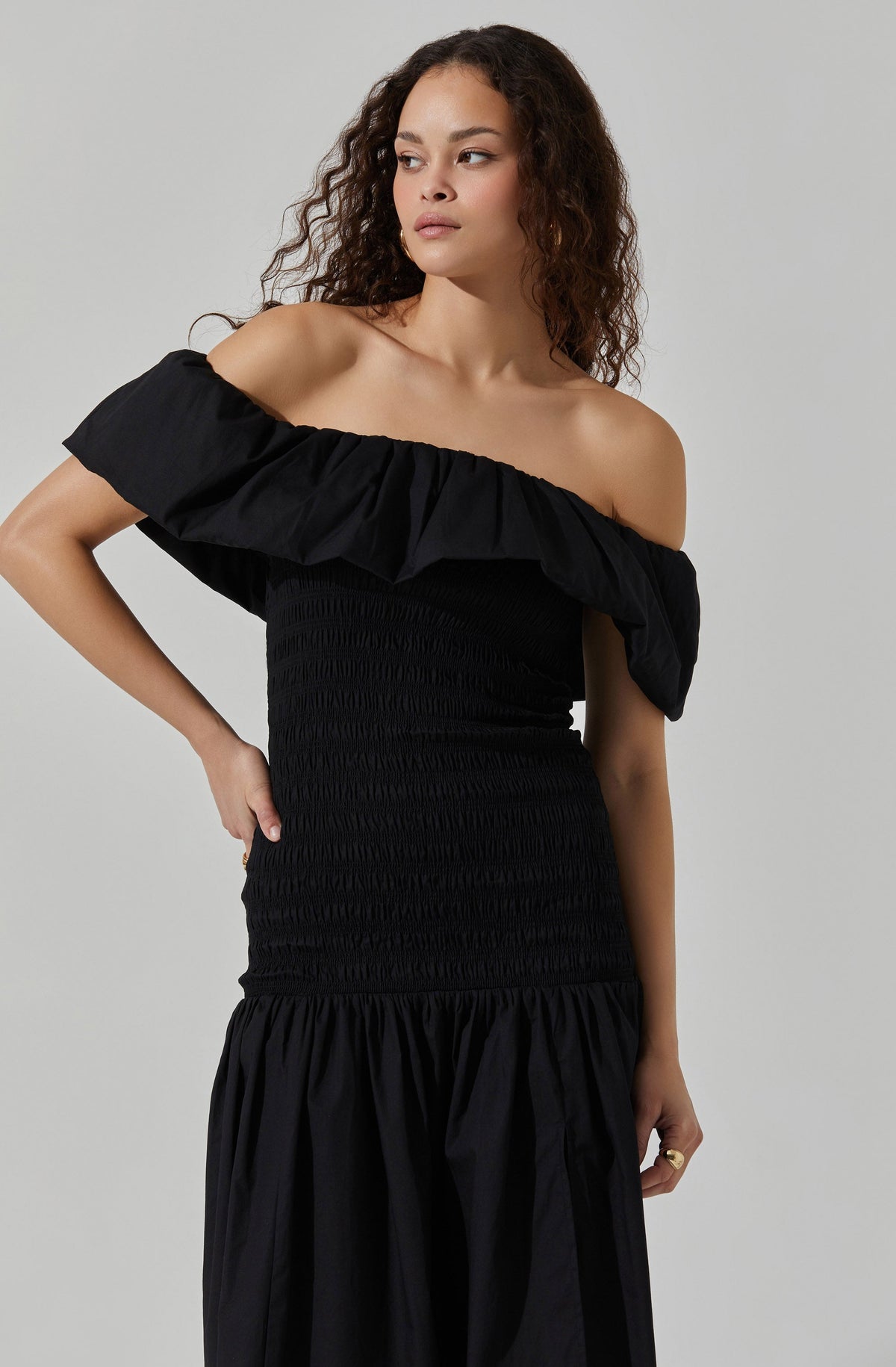 Shirred Off Shoulder Ruffle Dress Black XS