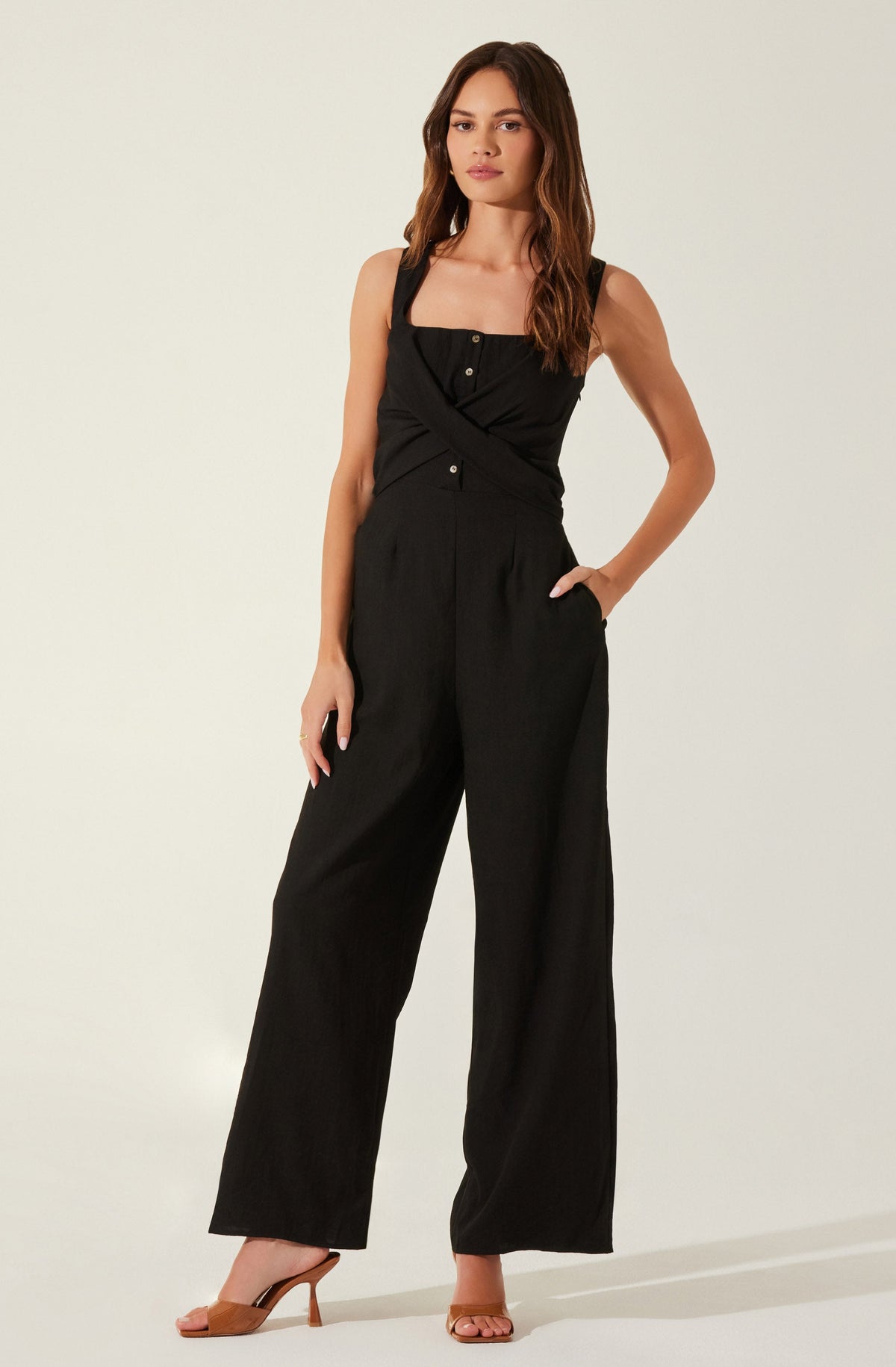 NWOT Faithfull The Brand Presley Cropped Tie-Front outlets Linen Jumpsuit Black Size 4