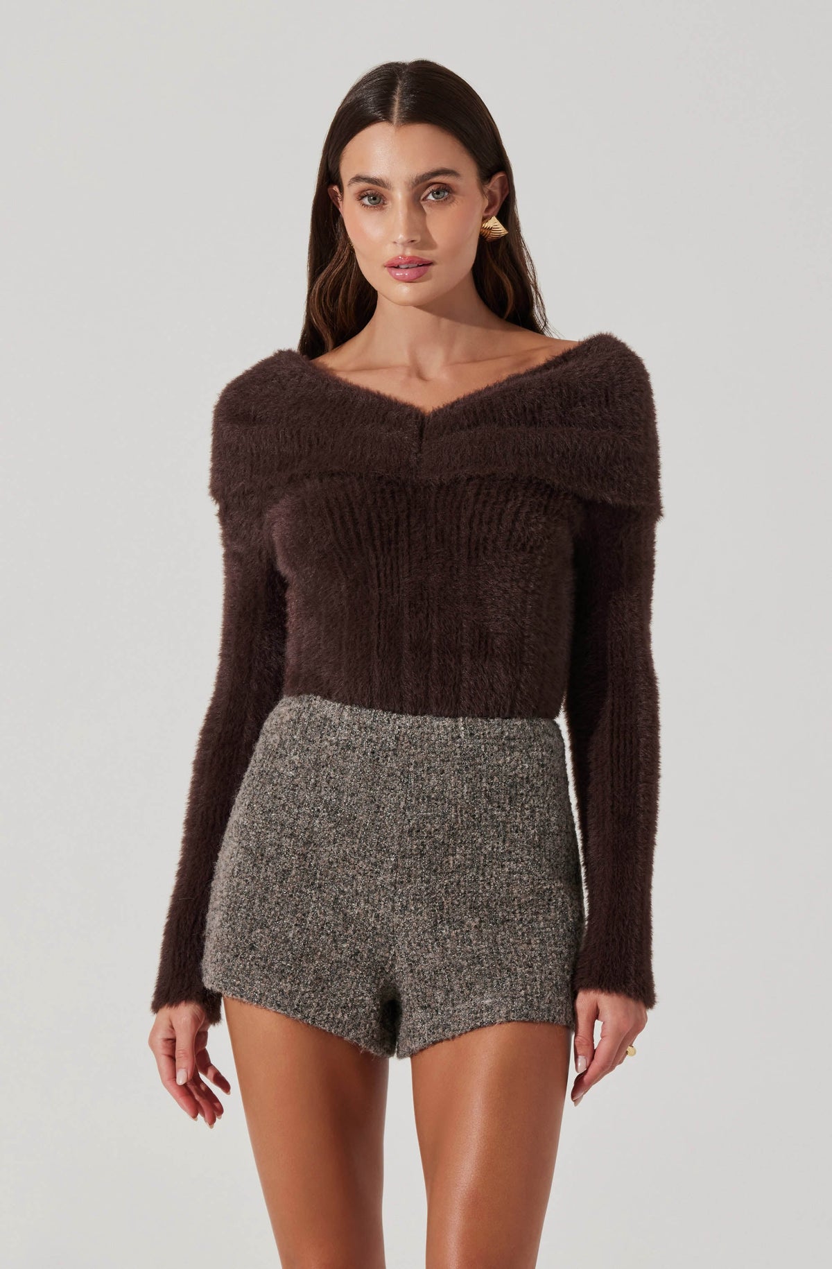 NWT ASTR THE LABEL SQUARE NECK newest FUZZY SWEAT…