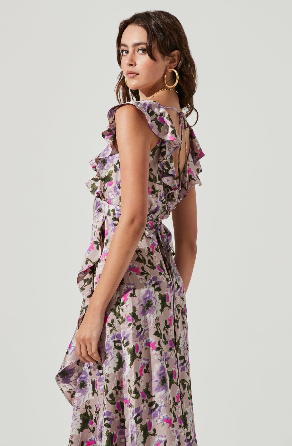 Wilshire Ruffle Open Back Floral Midi Dress – ASTR The Label