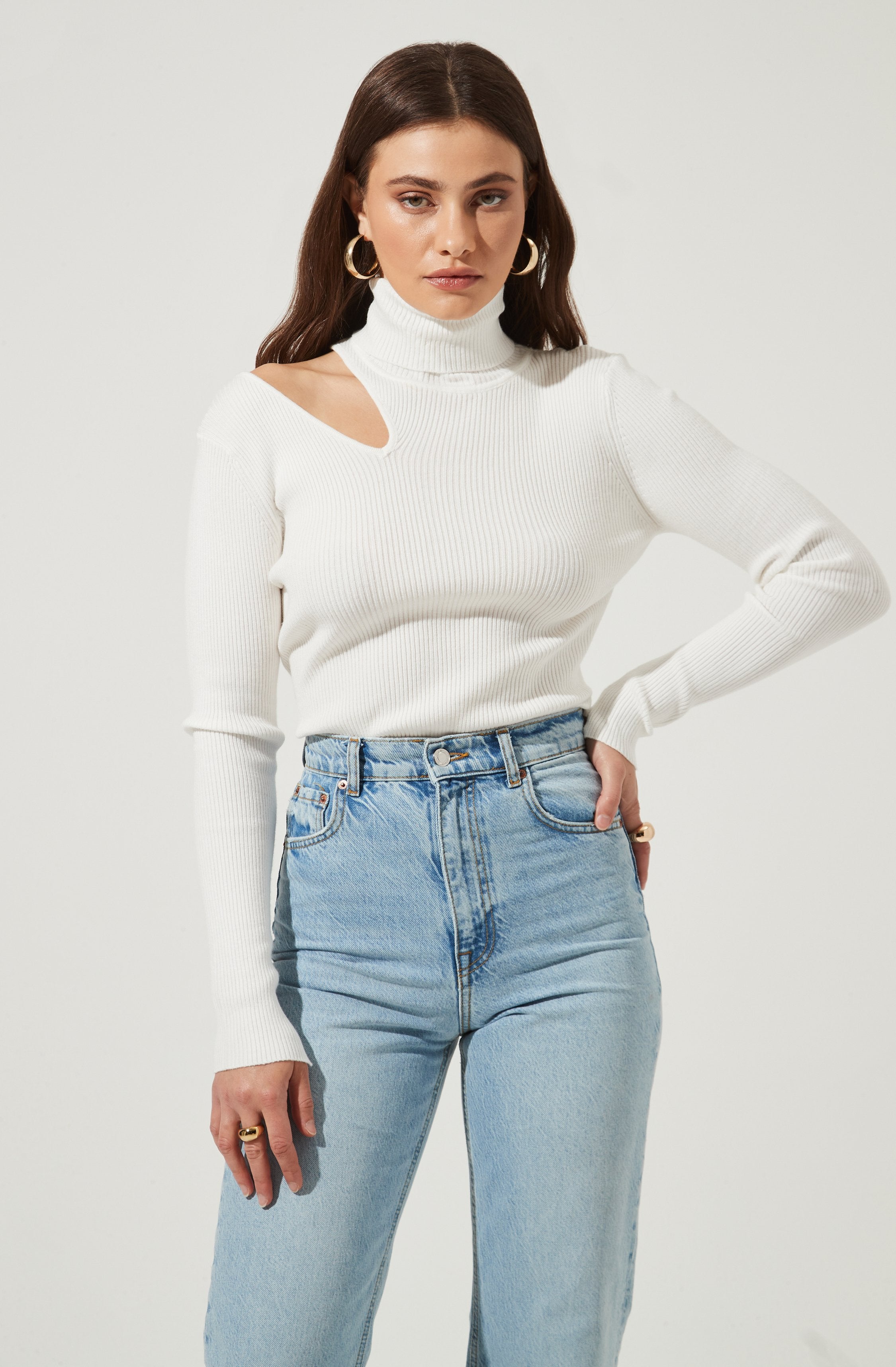 Vivi Sweater – ASTR The Label