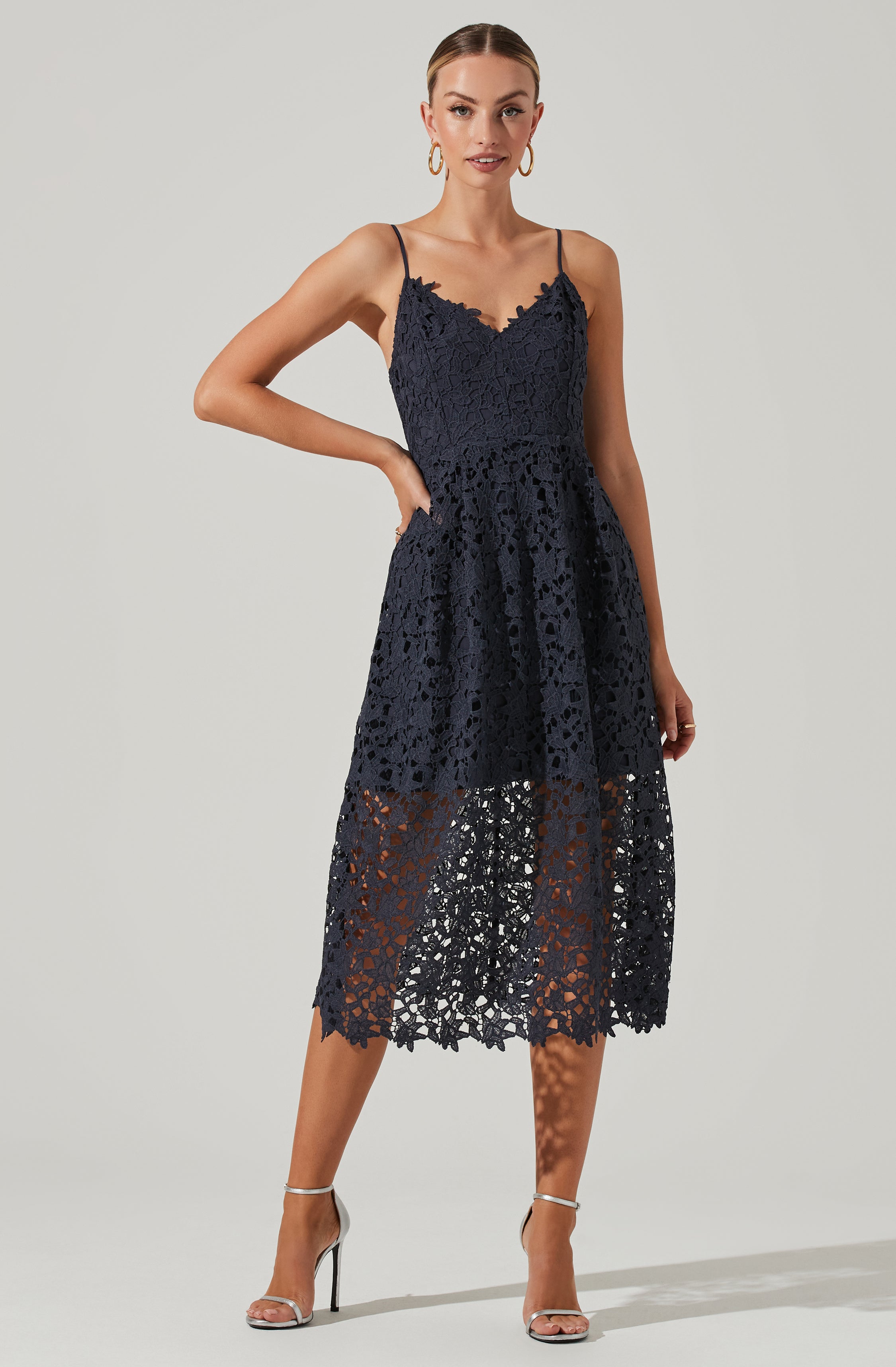 Astr the label lace midi dress periwinkle best sale